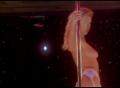 Tamara Bennett stripteaseuse aux beaux nichons 
